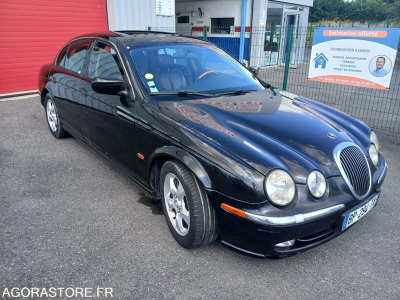 Jaguar S-Type full options - 2001 - 293400km - Automóvel: foto 1 Jaguar S-Type full options - 2001 - 293400km - Automóvel: foto 1