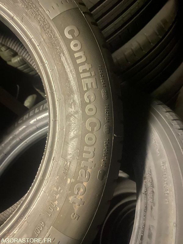 LOT DE 168 PNEUS ETE CONTINENTAL ECO CONTACT 5 205/55R16 91H DOT 2019 - Pneu: foto 1 LOT DE 168 PNEUS ETE CONTINENTAL ECO CONTACT 5 205/55R16 91H DOT 2019 - Pneu: foto 1
