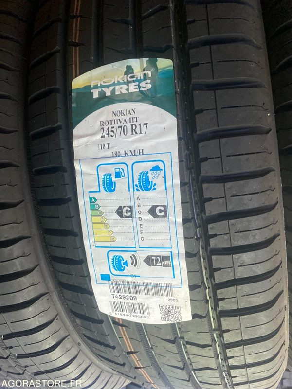 LOT DE 20 PNEUS NOKIAN ROTIIVA HT 245/70R17 110T DOT 2019 (T429309) - Pneu: foto 1 LOT DE 20 PNEUS NOKIAN ROTIIVA HT 245/70R17 110T DOT 2019 (T429309) - Pneu: foto 1