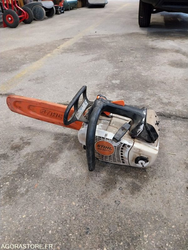 LOT de 3 tronçonneuses STIHL / - Equipamentos para jardinagem: foto 3 LOT de 3 tronçonneuses STIHL / - Equipamentos para jardinagem: foto 3