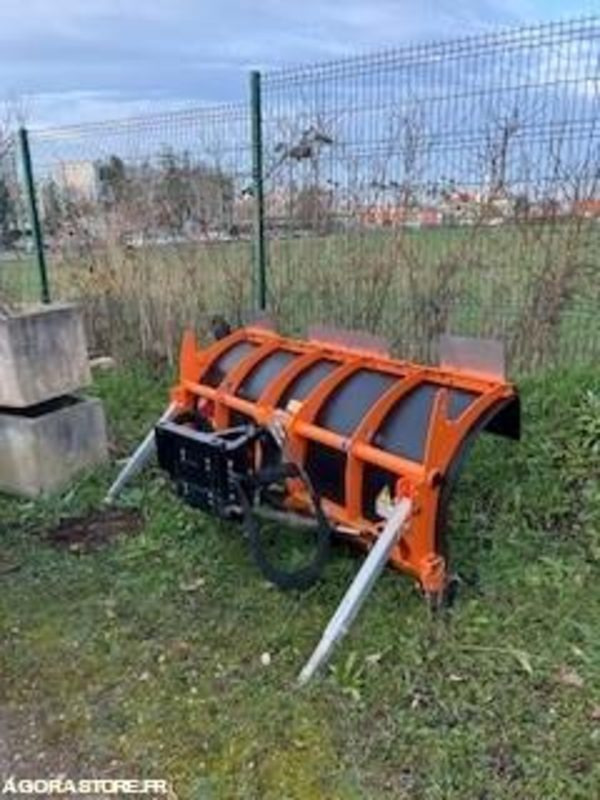 Lame de déneigement Arvel - Equipamentos para jardinagem: foto 1 Lame de déneigement Arvel - Equipamentos para jardinagem: foto 1