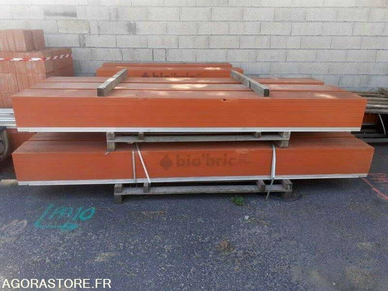 Lot de 12 coffres caisson de volet roulant tunnel préfabriqué BIO'BRIC - Ferramenta/ Equipamento: foto 3 Lot de 12 coffres caisson de volet roulant tunnel préfabriqué BIO'BRIC - Ferramenta/ Equipamento: foto 3