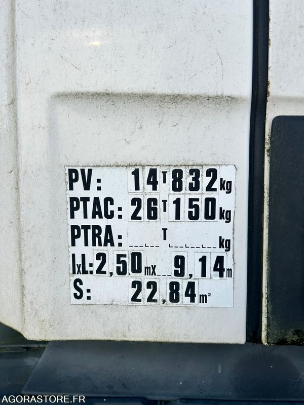 Lot de camions BOM - Caminhão de lixo: foto 2 Lot de camions BOM - Caminhão de lixo: foto 2