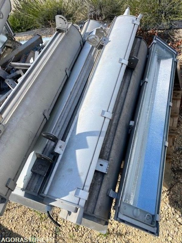 Luminaires urbains et d’éclairage public - Ferramenta/ Equipamento: foto 1 Luminaires urbains et d’éclairage public - Ferramenta/ Equipamento: foto 1