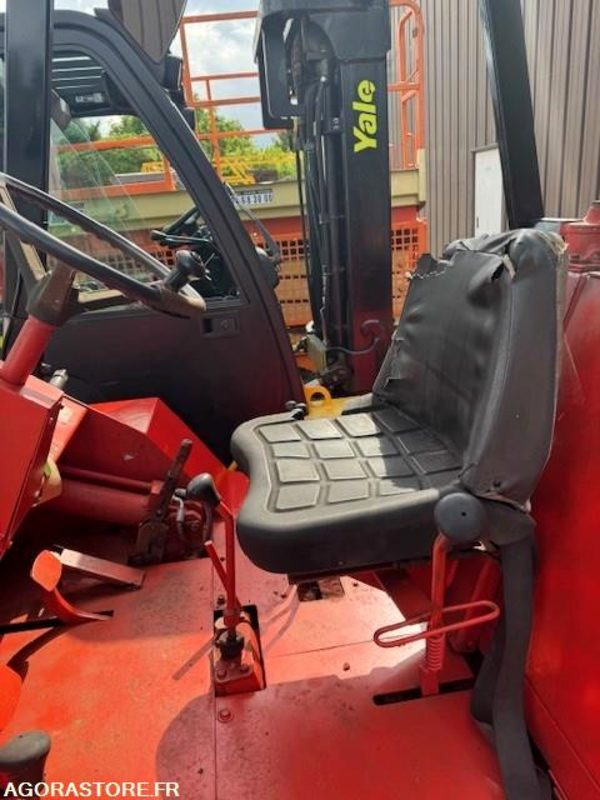MANITOU - MC30N - FRONTAL DIESEL TOUT TERRAIN - 1994 - Empilhadeira a diesel: foto 5 MANITOU - MC30N - FRONTAL DIESEL TOUT TERRAIN - 1994 - Empilhadeira a diesel: foto 5