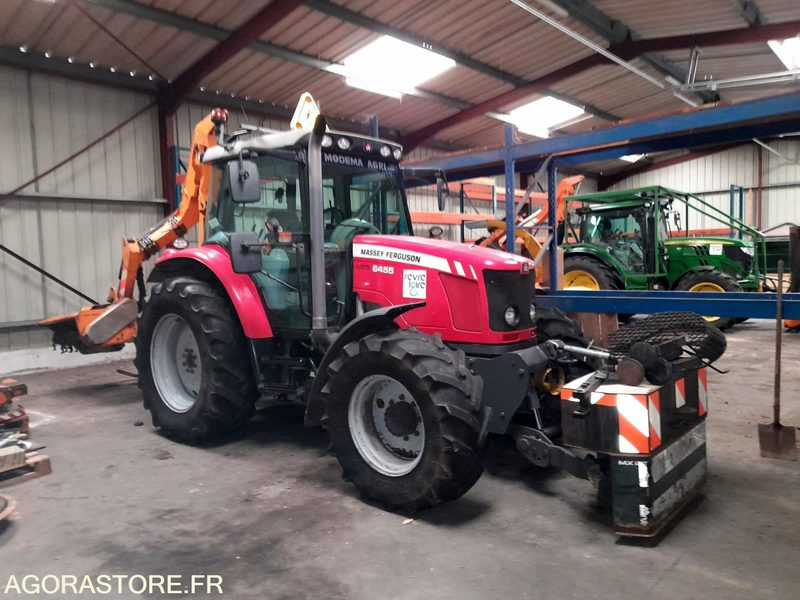MASSEY FERGUSON 6455 avec ensemble outils Noremat - Trator: foto 1 MASSEY FERGUSON 6455 avec ensemble outils Noremat - Trator: foto 1