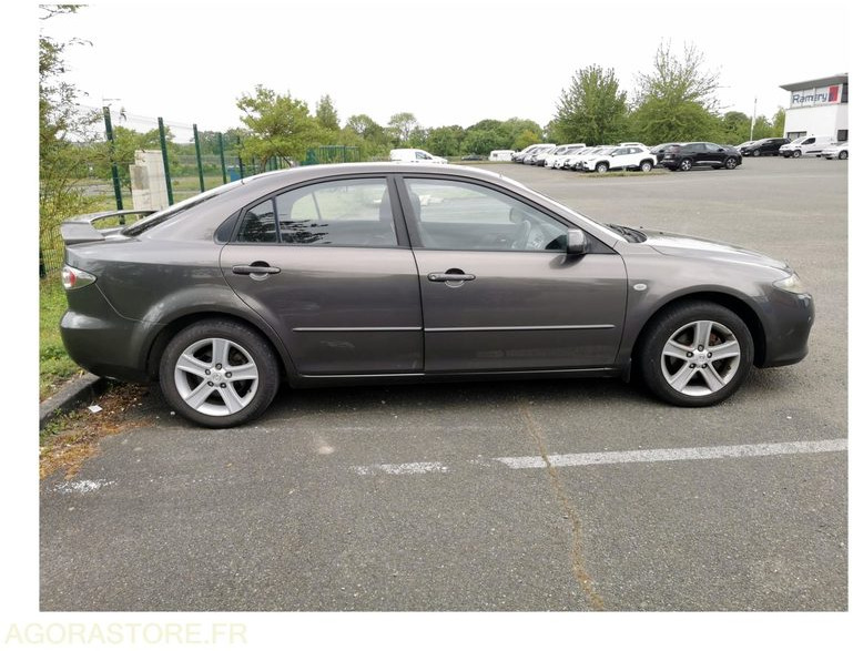 MAZDA 6 HATCHBACK - 93 386 KM - 2007 - Automóvel: foto 5 MAZDA 6 HATCHBACK - 93 386 KM - 2007 - Automóvel: foto 5