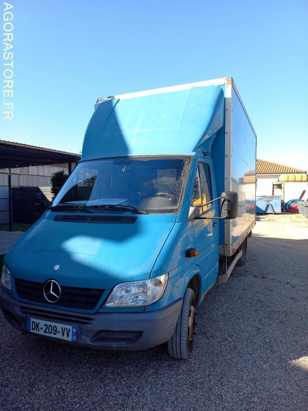 MERCEDES 411 SPRINTER - Furgão: foto 1 MERCEDES 411 SPRINTER - Furgão: foto 1