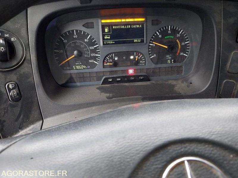 MERCEDES AXOR 1828N - 2002 / 578 610 KM - Camião chassi: foto 5 MERCEDES AXOR 1828N - 2002 / 578 610 KM - Camião chassi: foto 5
