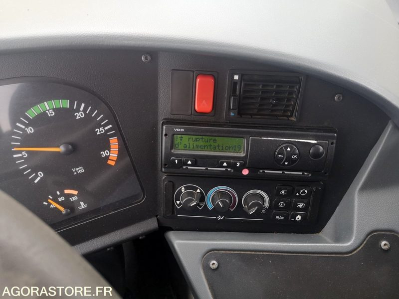 MERCEDES INTOURO M 08519 619599 kms 2008 - Autocarro escolar: foto 5 MERCEDES INTOURO M 08519 619599 kms 2008 - Autocarro escolar: foto 5