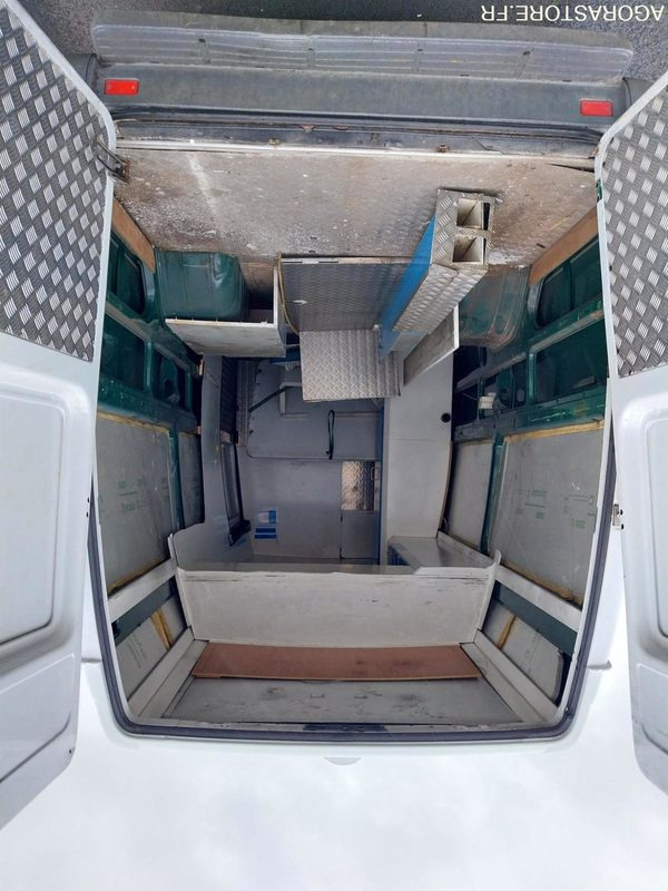 MERCEDES Sprinter 411CDI Fourgon L4 VASP 2004 148238Km ROULANT PRO UNIQUEMENT - Furgão: foto 2 MERCEDES Sprinter 411CDI Fourgon L4 VASP 2004 148238Km ROULANT PRO UNIQUEMENT - Furgão: foto 2