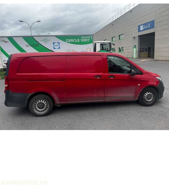 MERCEDES VITO - 370000 kms - 2015 (2774) - Furgão compacto: foto 3 MERCEDES VITO - 370000 kms - 2015 (2774) - Furgão compacto: foto 3