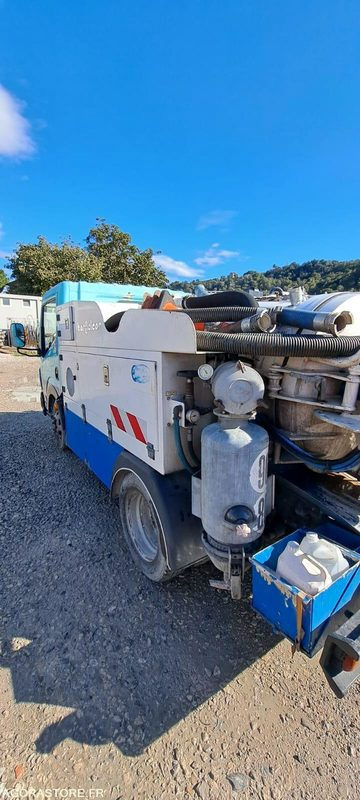 MINI COMBINE BAROCLEAN/RENAULT 2009 AB415YQ (VENTE UNIQUEMENT EXPORT) - Caminhão limpa fossa: foto 5 MINI COMBINE BAROCLEAN/RENAULT 2009 AB415YQ (VENTE UNIQUEMENT EXPORT) - Caminhão limpa fossa: foto 5