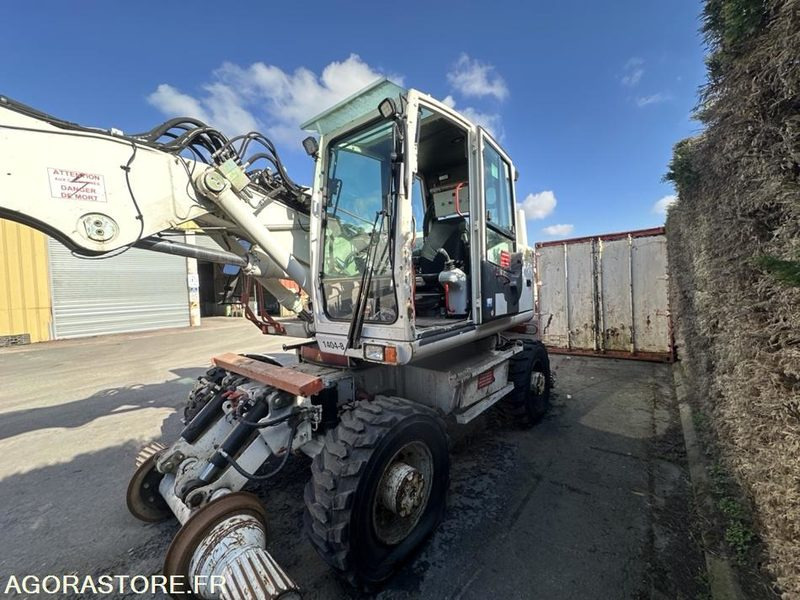 MINI PELLE RAIL ROUTE - TEREX 1404 - 2012 / 6202 HEURES (MD013) - Escavadeira: foto 1 MINI PELLE RAIL ROUTE - TEREX 1404 - 2012 / 6202 HEURES (MD013) - Escavadeira: foto 1
