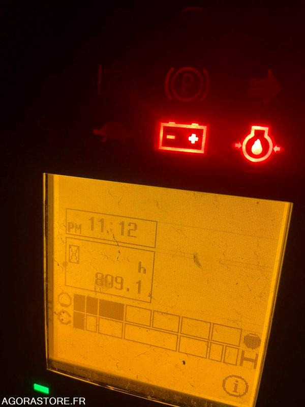 MINI PELLE SUR CHENILLE YANMAR VIO27-6 - Mini escavadeira: foto 4 MINI PELLE SUR CHENILLE YANMAR VIO27-6 - Mini escavadeira: foto 4