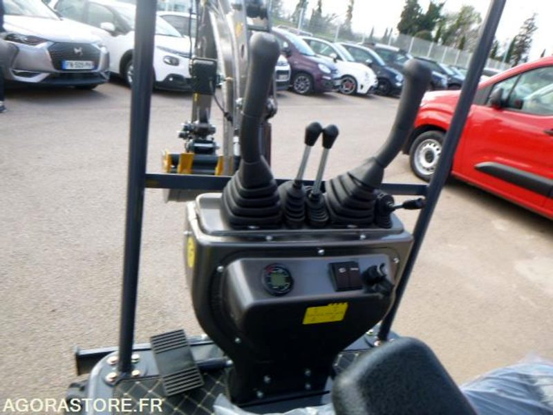 Escavadeira MINIPELLE YCW 1T5 EURO5 -2025 - NEUF: foto 7