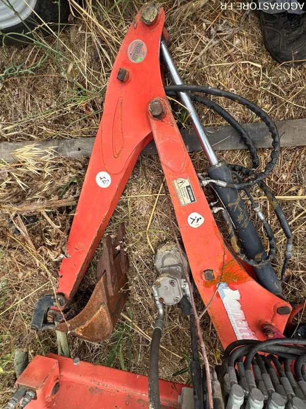 TRACTEUR CARRARO GODET ET MINI PELLE - Máquina agrícola: foto 3 TRACTEUR CARRARO GODET ET MINI PELLE - Máquina agrícola: foto 3