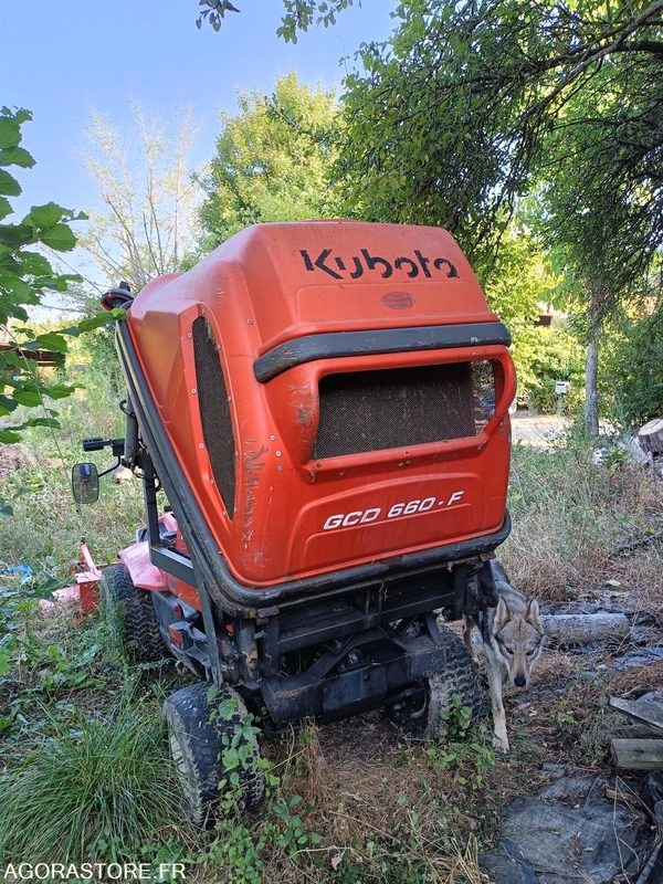 Kubota F 3560 avec bac de rammassage GCD 660F - 2668heures - Máquina agrícola: foto 2 Kubota F 3560 avec bac de rammassage GCD 660F - 2668heures - Máquina agrícola: foto 2
