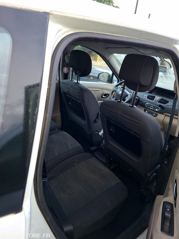 Megane Scenic - Automóvel: foto 5 Megane Scenic - Automóvel: foto 5