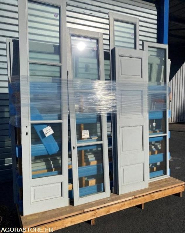 Menuiseries bois DE LA ROSA - Ferramenta/ Equipamento: foto 3 Menuiseries bois DE LA ROSA - Ferramenta/ Equipamento: foto 3