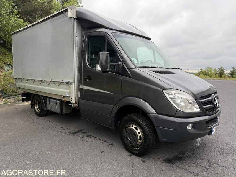 Mercedes Sprinter 519 empattement 3700 mm - 2011 - 258306KM - Furgão: foto 2 Mercedes Sprinter 519 empattement 3700 mm - 2011 - 258306KM - Furgão: foto 2