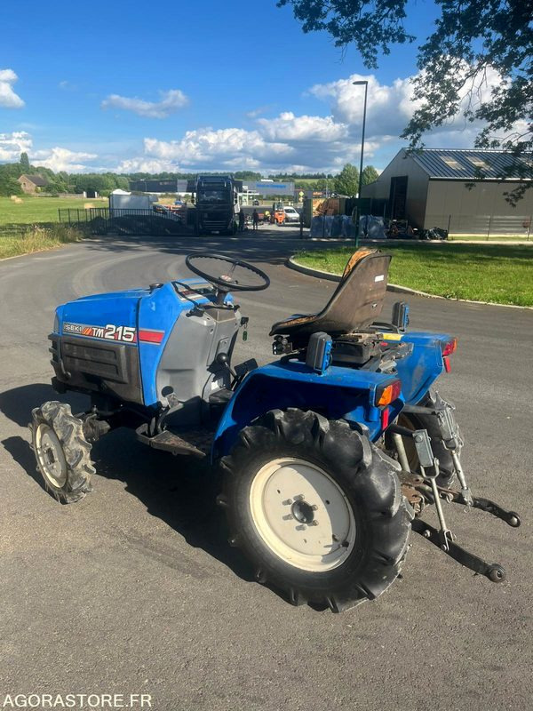 Micro tracteur iseki TM215 4X4 - Trator: foto 2 Micro tracteur iseki TM215 4X4 - Trator: foto 2