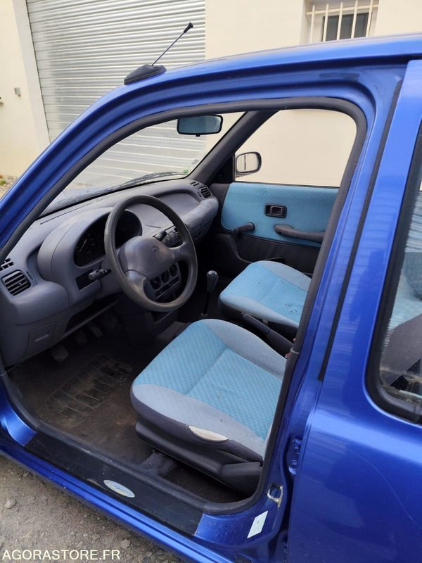 NISSAN MICRA - 1995 - 215000KMS - Automóvel: foto 5 NISSAN MICRA - 1995 - 215000KMS - Automóvel: foto 5