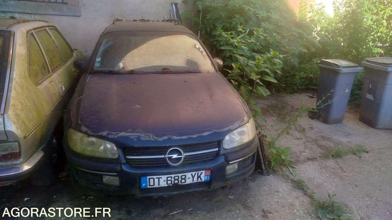 OPEL OMÉGA BREAK - 1996 - Carrinha: foto 1 OPEL OMÉGA BREAK - 1996 - Carrinha: foto 1