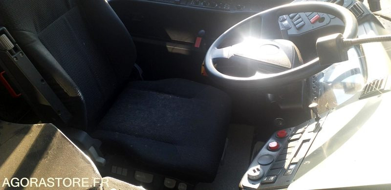 Bus autocar AE945 - Ônibus: foto 4 Bus autocar AE945 - Ônibus: foto 4