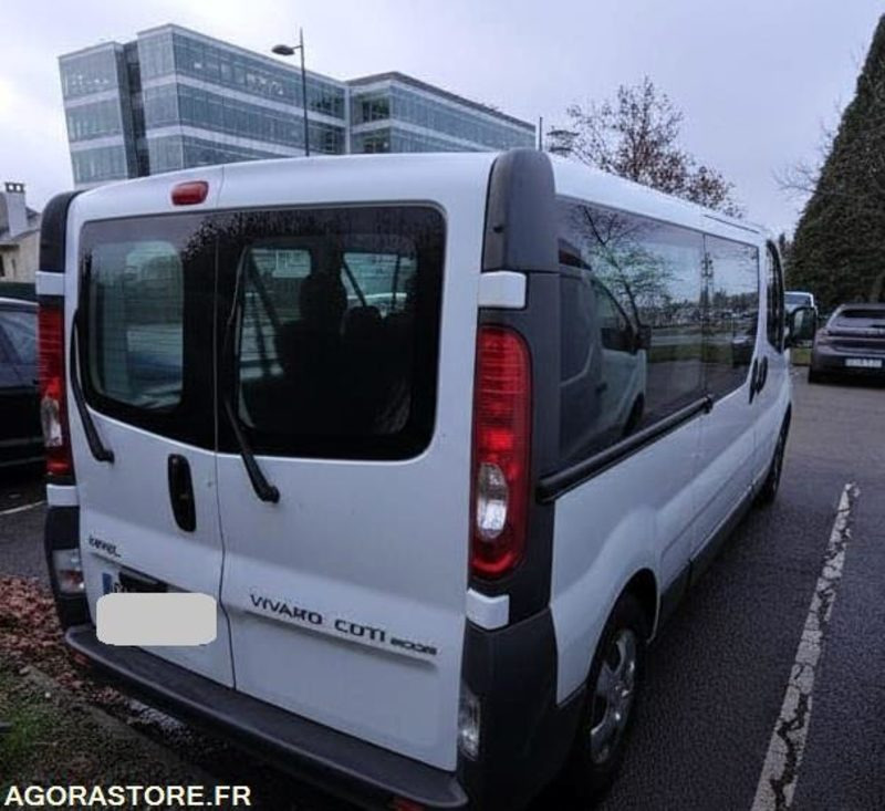 Opel Vivaro Combi 9 places L2H1 -2.0 cdti 120ch - Roulant - Minibus, Furgão de passageiros: foto 3 Opel Vivaro Combi 9 places L2H1 -2.0 cdti 120ch - Roulant - Minibus, Furgão de passageiros: foto 3