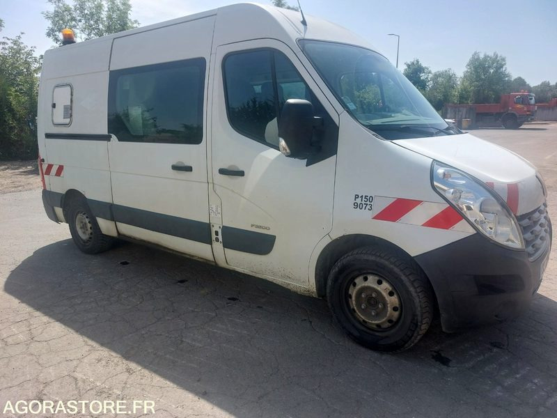 P1509073 - Renault MASTER DCI 125+ AMNGT 2011 239908km - Furgão: foto 4 P1509073 - Renault MASTER DCI 125+ AMNGT 2011 239908km - Furgão: foto 4