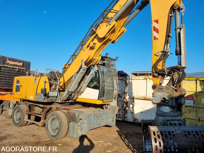 PELLE PNEU LIEBHERR LH22 de 2014 - 16100 h (R31972) - Escavadeira: foto 3 PELLE PNEU LIEBHERR LH22 de 2014 - 16100 h (R31972) - Escavadeira: foto 3