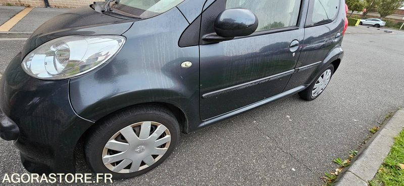 PEUGEOT 107 191DBA59 - Automóvel: foto 3 PEUGEOT 107 191DBA59 - Automóvel: foto 3