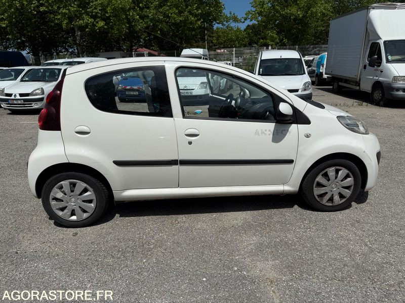 PEUGEOT 107 - DD801NV - Automóvel: foto 2 PEUGEOT 107 - DD801NV - Automóvel: foto 2
