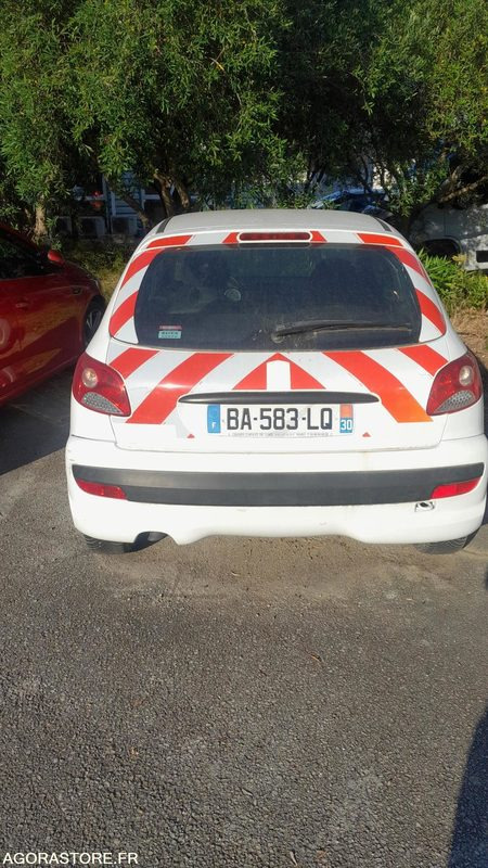 PEUGEOT 206 + BA583LQ // 2010 // NON ROULANT - Automóvel: foto 2 PEUGEOT 206 + BA583LQ // 2010 // NON ROULANT - Automóvel: foto 2