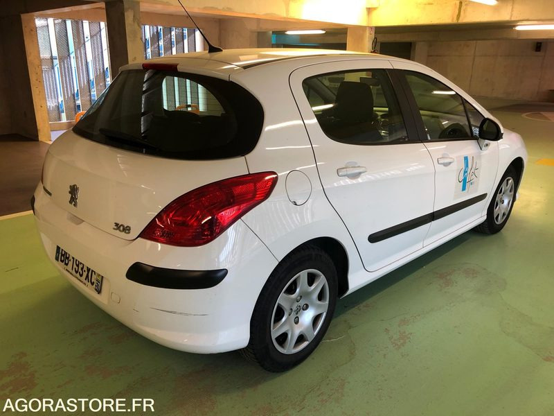 PEUGEOT 308 ANNEE 2010 5P 1.6 HDI DIESEL Boite manuelle 150000km - Automóvel: foto 2 PEUGEOT 308 ANNEE 2010 5P 1.6 HDI DIESEL Boite manuelle 150000km - Automóvel: foto 2