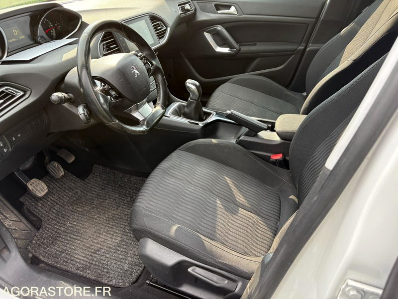 PEUGEOT 308 DIESEL 1.6 L HDI - Automóvel: foto 5 PEUGEOT 308 DIESEL 1.6 L HDI - Automóvel: foto 5