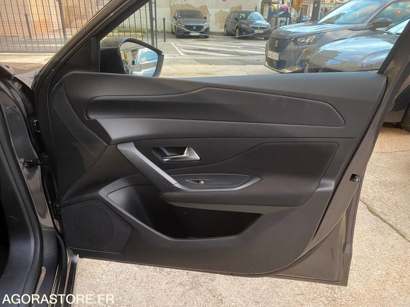 Carrinha PEUGEOT 308 III Active Pack(P5) SW 1.5 BlueHDi EAT8 130 cv Boîte auto Pas de TVA: foto 12 Carrinha PEUGEOT 308 III Active Pack(P5) SW 1.5 BlueHDi EAT8 130 cv Boîte auto Pas de TVA: foto 12