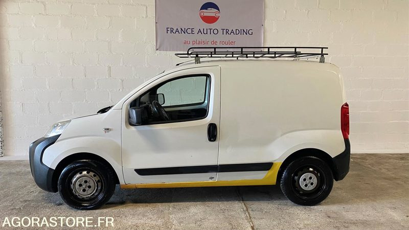 PEUGEOT BIPPER 1.3 HDi FAP BLUE LION 75 CV - 2013 - 214 500km - Furgão compacto: foto 2 PEUGEOT BIPPER 1.3 HDi FAP BLUE LION 75 CV - 2013 - 214 500km - Furgão compacto: foto 2