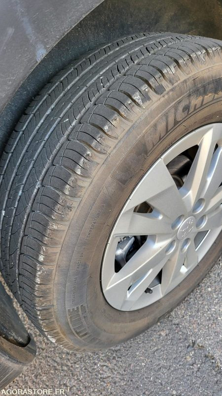 PEUGEOT RIFTER LONG PURETECH 110 S&S BVM6 ESSENCE DE 2019 - Automóvel: foto 5 PEUGEOT RIFTER LONG PURETECH 110 S&S BVM6 ESSENCE DE 2019 - Automóvel: foto 5