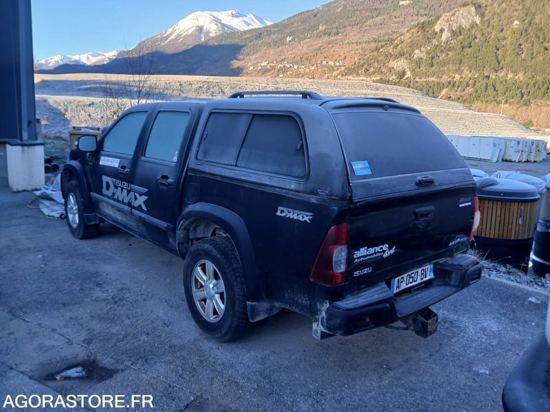 PICK-UP ISUZU D-MAX noir - Pick-up: foto 2 PICK-UP ISUZU D-MAX noir - Pick-up: foto 2