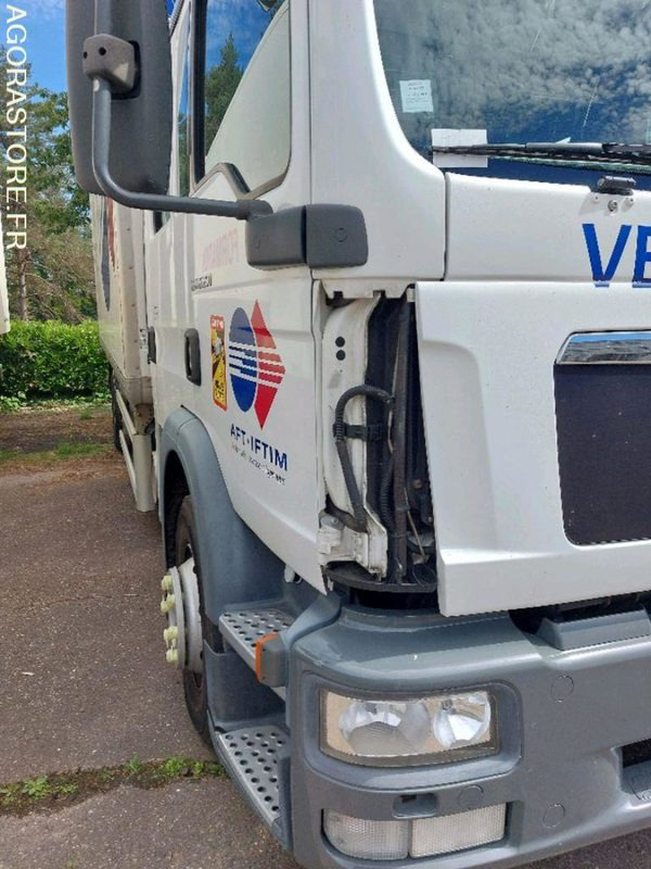 Leasing de  PORTEUR ROUTIER - MAN TGM-250  - ex Véhicule Ecole - Parc 3799 PORTEUR ROUTIER - MAN TGM-250  - ex Véhicule Ecole - Parc 3799: foto 9