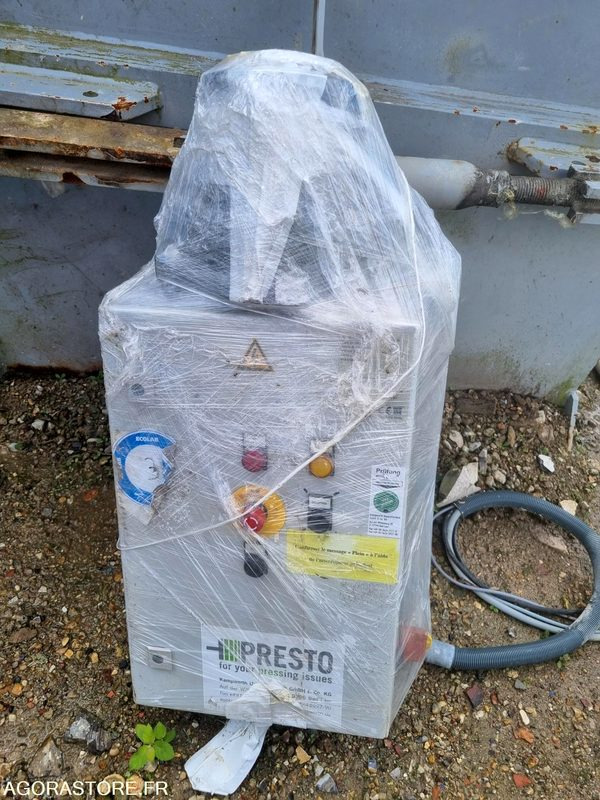 PRESSE A CARTON A VIS PRESTO SPN15  - 2009 - Ferramenta/ Equipamento: foto 3 PRESSE A CARTON A VIS PRESTO SPN15  - 2009 - Ferramenta/ Equipamento: foto 3
