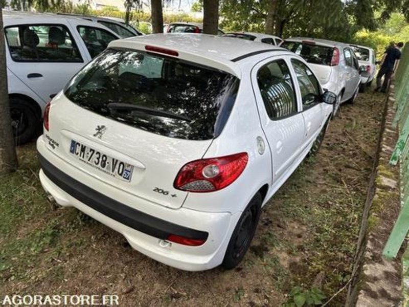 Peugeot 206+ - CM738VQ - Automóvel: foto 2 Peugeot 206+ - CM738VQ - Automóvel: foto 2