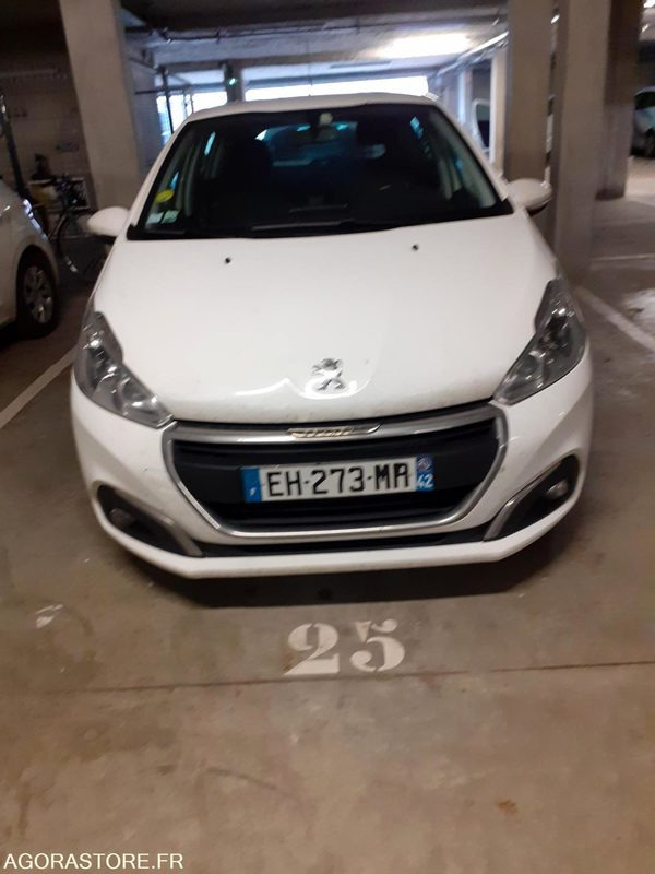 Peugeot 208 - 2016 - 225495 kms - Automóvel: foto 4 Peugeot 208 - 2016 - 225495 kms - Automóvel: foto 4