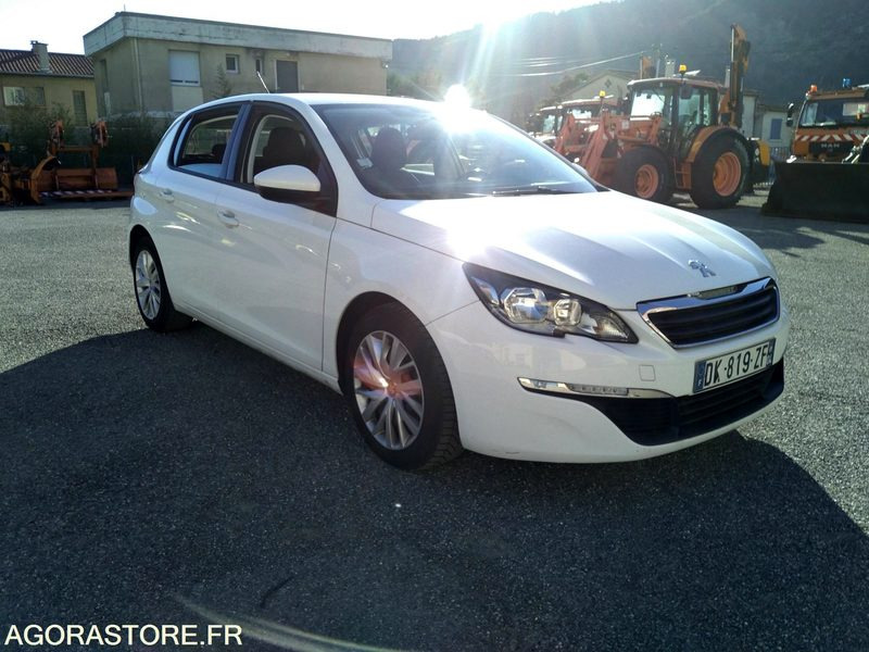 Peugeot 308 1.6 Blue Hdi 120 - 2014 - 168240 KM - Automóvel: foto 1 Peugeot 308 1.6 Blue Hdi 120 - 2014 - 168240 KM - Automóvel: foto 1