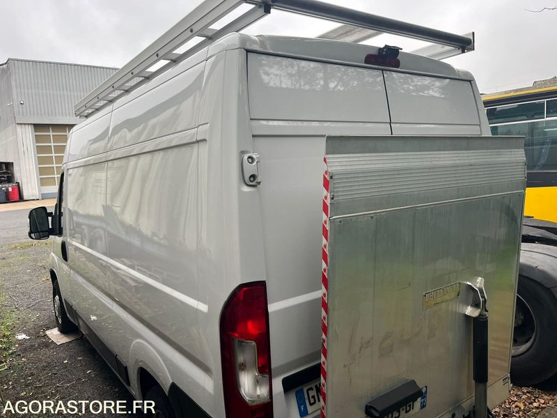 Peugeot Boxer 165CV L2H2 avec Hayon et Galerie - 2023 - 90000 Kms - Furgão: foto 5 Peugeot Boxer 165CV L2H2 avec Hayon et Galerie - 2023 - 90000 Kms - Furgão: foto 5