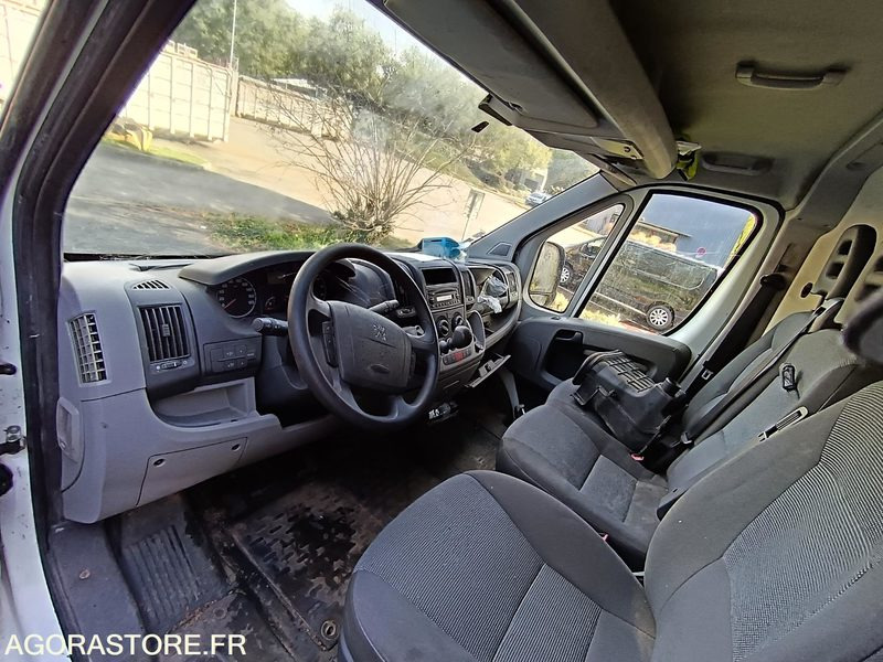 Furgão Peugeot Boxer 2007: foto 10 Furgão Peugeot Boxer 2007: foto 10