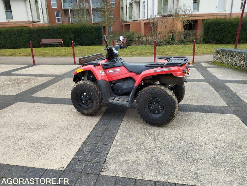 QUAD CAN-AM OUTLANDER 400 cm3 - Quadriciclo: foto 1 QUAD CAN-AM OUTLANDER 400 cm3 - Quadriciclo: foto 1
