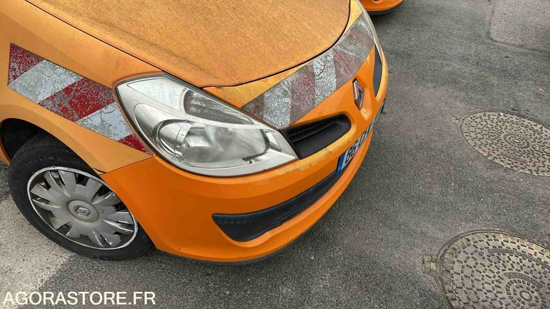 RENAULT CLIO - 2008 - 138942 KM - Automóvel: foto 5 RENAULT CLIO - 2008 - 138942 KM - Automóvel: foto 5
